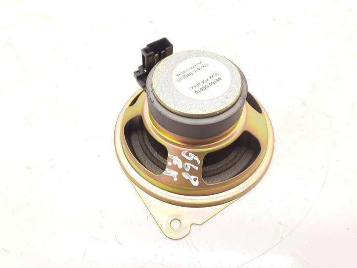 Toyota Yaris (2005 - 2009)  861600D010 Громкоговоритель в панели