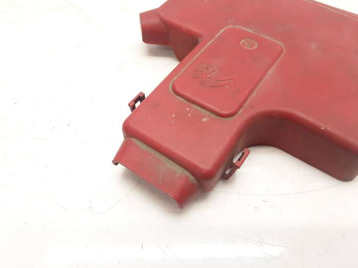 Citroen C4 Picasso (2006 - 2013)  9661756380 Узел подключения плюсовых проводов