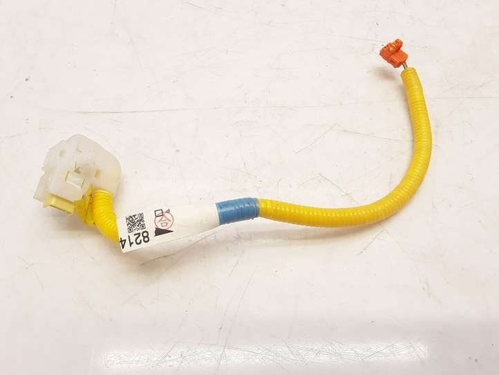 Toyota Yaris (2005 - 2009)  8214052170 Проводка и кольцо подушки безопасности