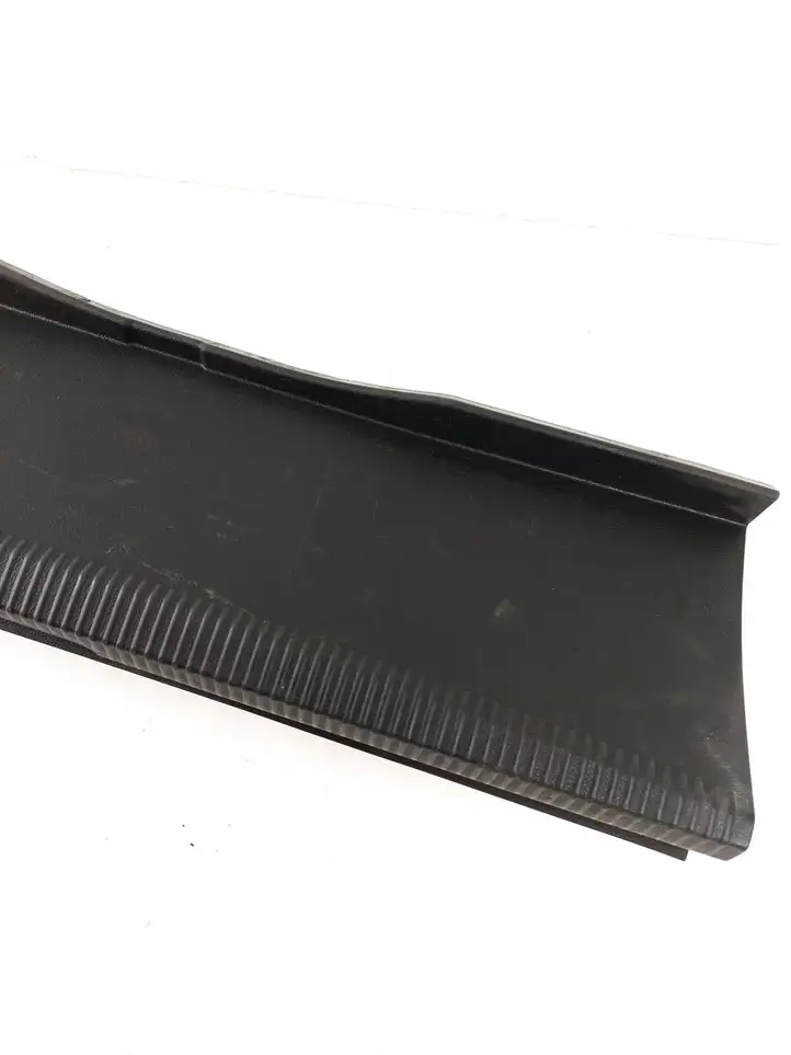 Volkswagen PASSAT B7 (2011 - 2014) 3C5863459 Отделка порога багажника — фото 3