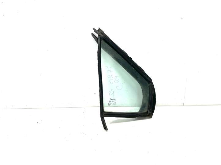43R00097 Toyota Yaris Mažasis A priekinių durų stiklas (dvidurio)