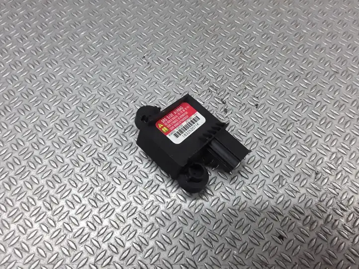 Toyota Corolla E120 E130 (2000 - 2004) 8986002020 Датчик удара SRS — фото 1