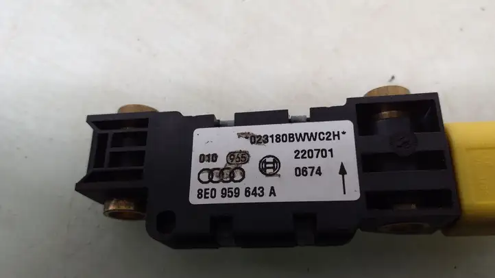 Audi A4 S4 B6 8E 8H (2000 - 2006) 8E0959643A Датчик удара SRS — фото 3