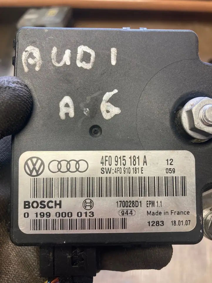 Audi A6 Allroad C6 (2006 - 2008) 4F0915181A Блок управления электропитанием — фото 3