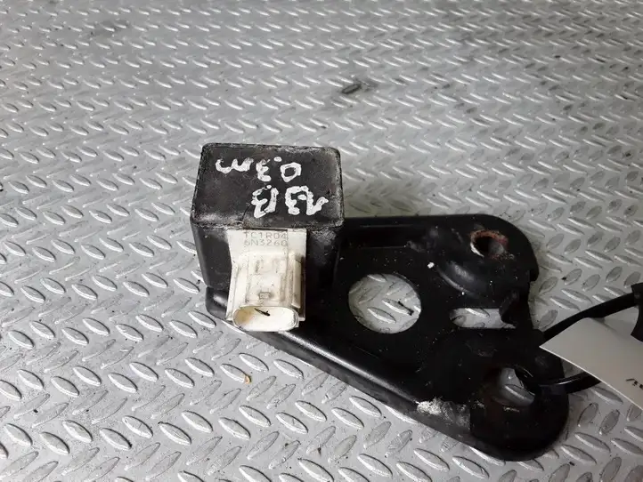 Toyota Yaris Verso (1999 - 2005) 8917352040 Датчик удара SRS — фото 3