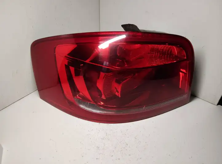 Audi A3/S3 8P (2008 - 2013) 8P3945095A Задний фонарь в кузове — фото 1