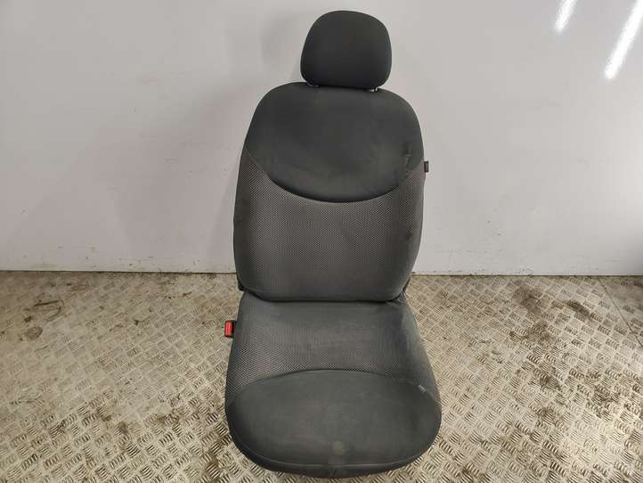 Toyota Yaris (2005 - 2009)   Передняя звукоизоляция