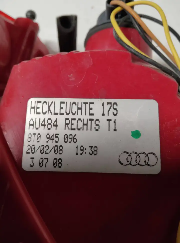 Audi A5 8T 8F (2007 - 2011) 8T0945096 Задний фонарь в кузове — фото 3