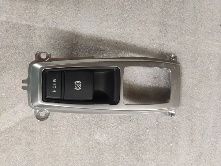 BMW X5 E70 (2006 - 2013) 9148508 Кнопка ручного тормоза — фото 1