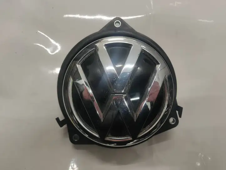 Volkswagen PASSAT B8 (2015 - ) 510827469 Ручка крышки багажника — фото 1