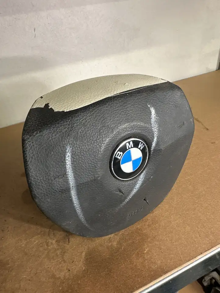 BMW 5 GT F07 (2010 - 2017) 609531100 Подушка безопасности руля — фото 1