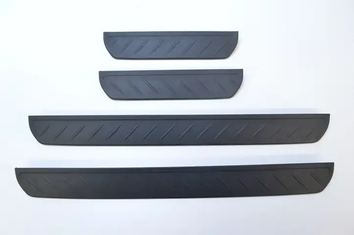 Honda Civic (2006 - 2011) 84262SMGE011M1 Внутренняя обшивка порога (комплект) — фото 1