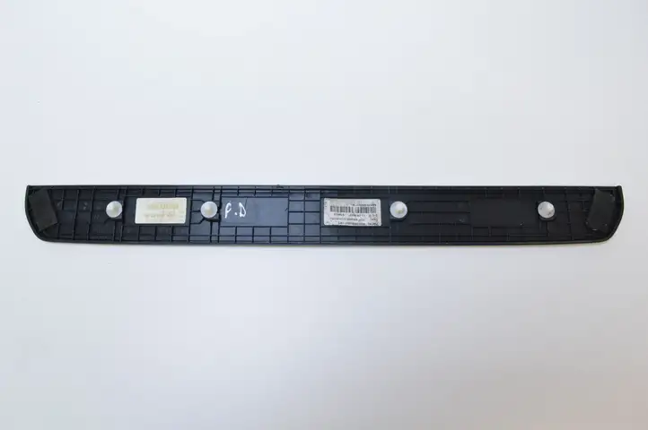 Honda Civic (2006 - 2011) 84262SMGE011M1 Внутренняя обшивка порога (комплект) — фото 6