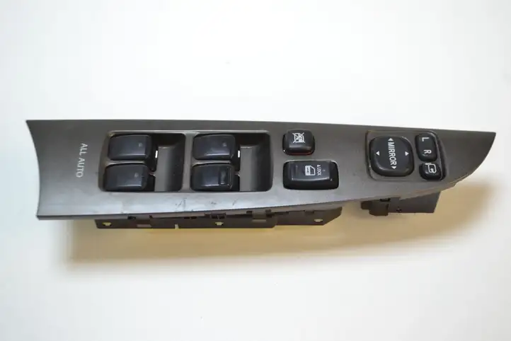 Lexus IS 220D-250-350 (2005 - 2010) 8404053070 Блок кнопок стеклоподъемников — фото 1