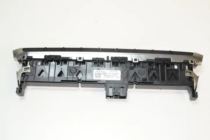 Audi A3/S3 8V (2012 - 2016) 8V0925301R Блок кнопок на панели — фото 3