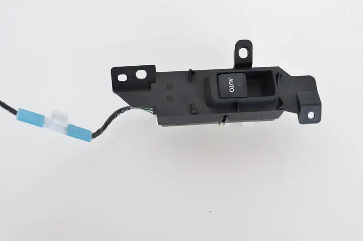 Lexus GS 300 350 430 450h (2004 - 2007) 8481030170 Блок кнопок стеклоподъемников — фото 1