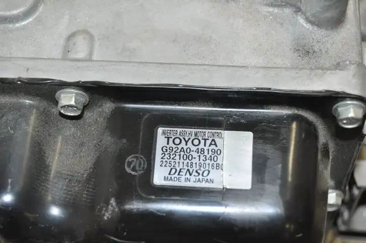 Lexus RX 450H (2015 - 2019) G92A048190 Инвертор напряжения — фото 3