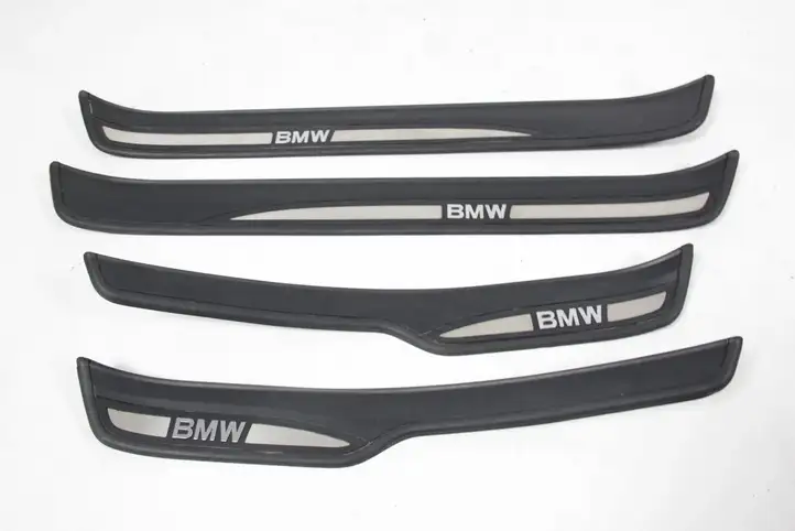 BMW 3 E90 E91 (2005 - 2012) 7060285 Внутренняя обшивка порога (комплект) — фото 1
