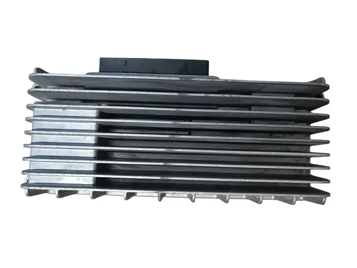 Audi A4 S4 B8 8K (2007 - 2011) 8T0035223J Усилитель звука — фото 1