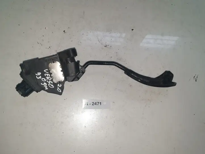 Toyota Verso (2009 - 2012) 7811002071 Педаль акселератора — фото 4