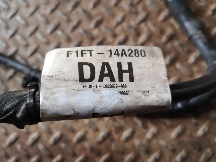 Ford Focus (2015 - 2019) F1FT14A280DAH Проводка стартера — фото 2