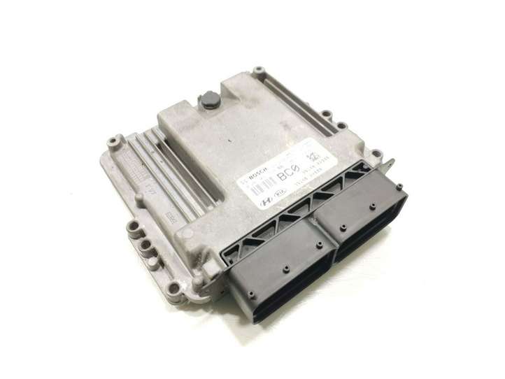 Hyundai i30 (2012 - 2015)  39140-2ABB0 Блок управления двигателя