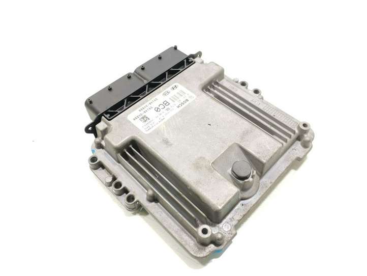 Hyundai i30 (2012 - 2015)  39140-2ABB0 Блок управления двигателя