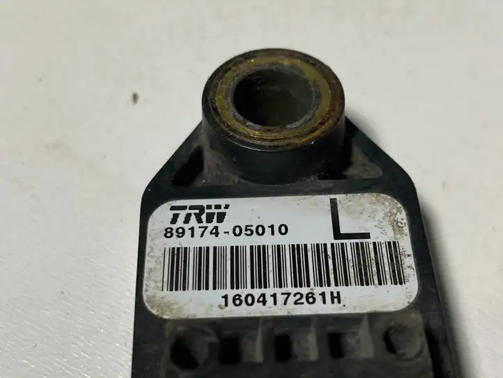 Toyota Avensis T250 (2003 - 2006) 8917405010 Датчик удара SRS — фото 2