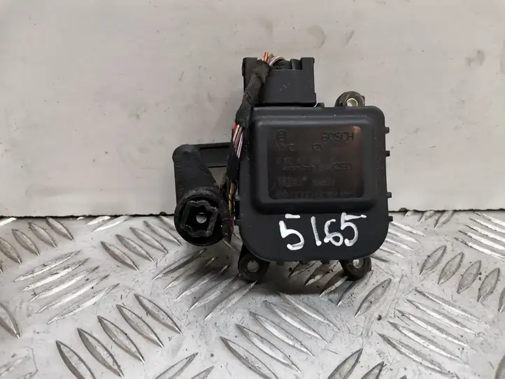 Audi A3/S3 8P (2003 - 2005) 1J1907511D Двигатель задвижки потока воздуха — фото 1