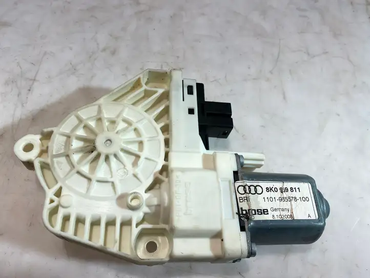 Audi A4 S4 B8 8K (2007 - 2011) 8K0959811 Стеклоподъемник задней двери — фото 1