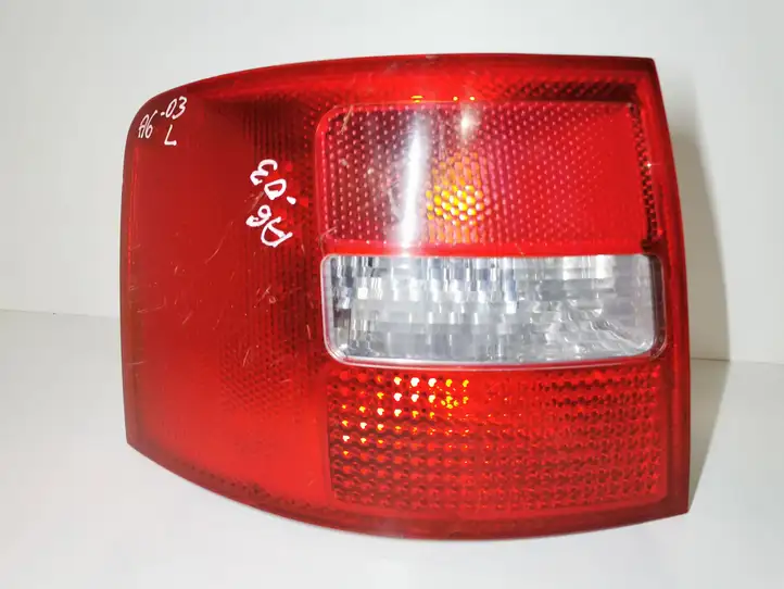 Audi A6 S6 C5 4B (2001 - 2004) 4B9945095 Задний фонарь в кузове — фото 1