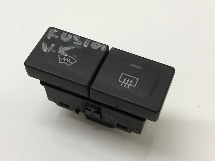 Ford Fusion (2006 - 2012) 6S6T18K574AC Кнопка обогрева стекла — фото 4