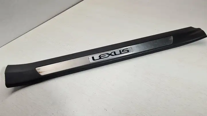 Lexus NX (2014 - 2017) 6792078010 Внутренняя отделка переднего порога — фото 1