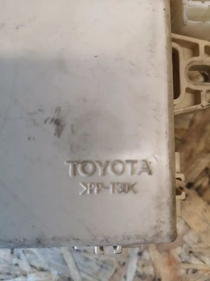 Lexus RX 300 (2003 - 2006) PPT30 Блок предохранителей — фото 2