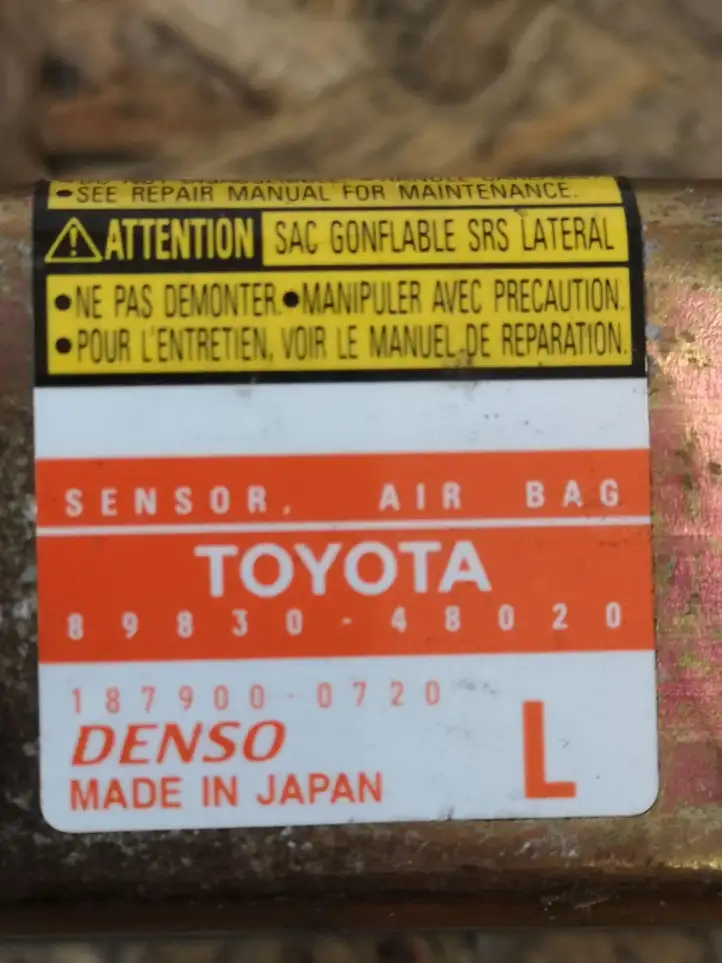 Lexus RX 300 (2003 - 2006) 8983048020 Датчик удара SRS — фото 2