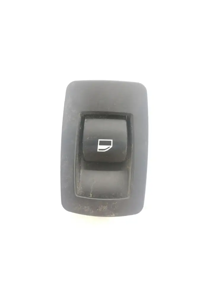 BMW 5 E60 E61 (2004 - 2010) 9113773 Кнопка стеклоподъемников — фото 1