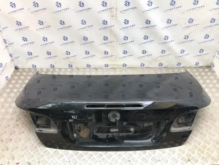 BMW 3 E92 E93 (2005 - 2014) Крышка багажника — фото 1