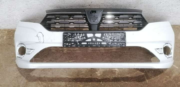 Dacia Sandero (2016 - )  620228531R Передний бампер