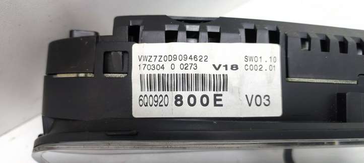Volkswagen Polo (2001 - 2005)  6Q0920800E Спидометр (приборный щиток)