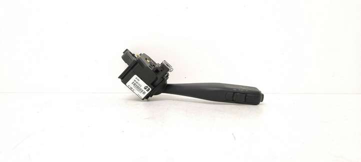 Skoda Octavia Mk2 (1Z) (2004 - 2013)  1K0953513G Ручка поворотов/ фонарей