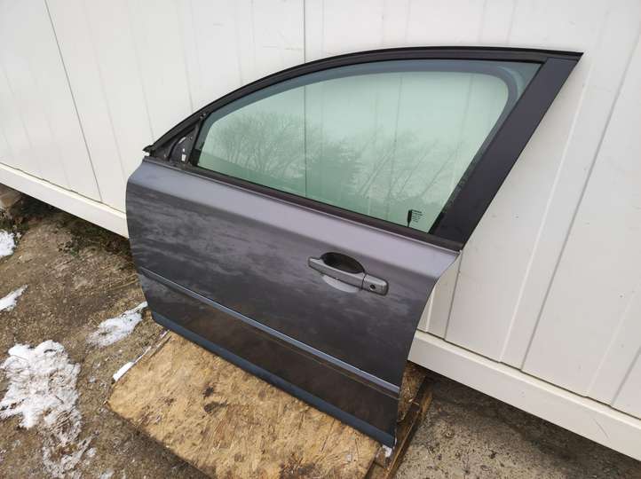 Volvo V50 (2004 - 2008)   Дверь