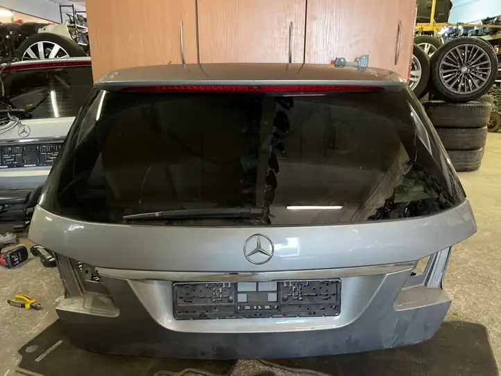 Mercedes-Benz E W212 (2009 - 2016) Крышка багажника — фото 1