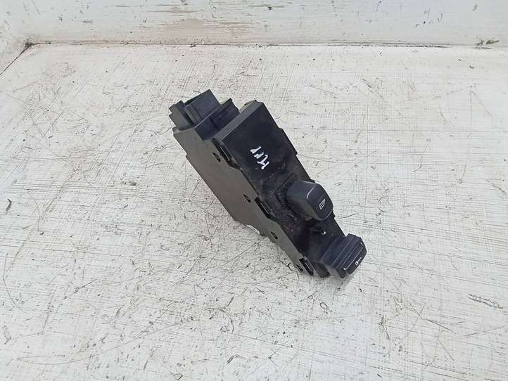 Volvo XC90 (2006 - 2014)  30798805 Кнопка стеклоподъемников