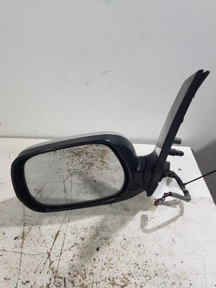 Toyota Avensis Verso (2001 - 2004) Боковое зеркало с электроприводом — фото 1