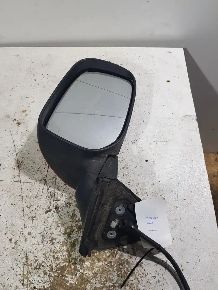 Toyota Auris 150 (2006 - 2012) Боковое зеркало с электроприводом — фото 1