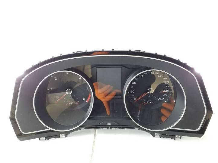 Volkswagen PASSAT B8 (2015 - )  3G0920751A Спидометр (приборный щиток)