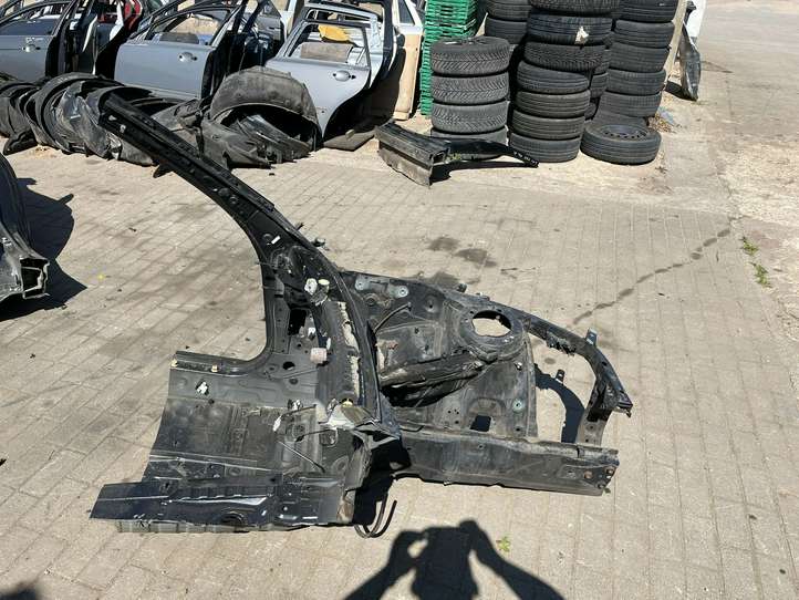 BMW 3 F30 F35 F31 (2012 - 2018)   Передняя четверть