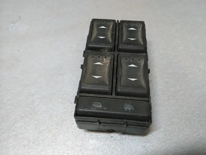 Ford Mondeo Mk III (2000 - 2007) 03163451 Блок кнопок стеклоподъемников — фото 1