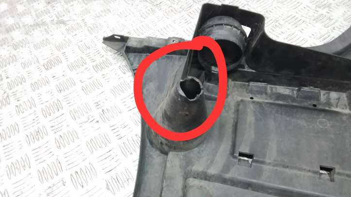 BMW 7 F01 F02 F03 F04 (2008 - 2016)  7183886  Держатель заднего бампера (кронштейн)