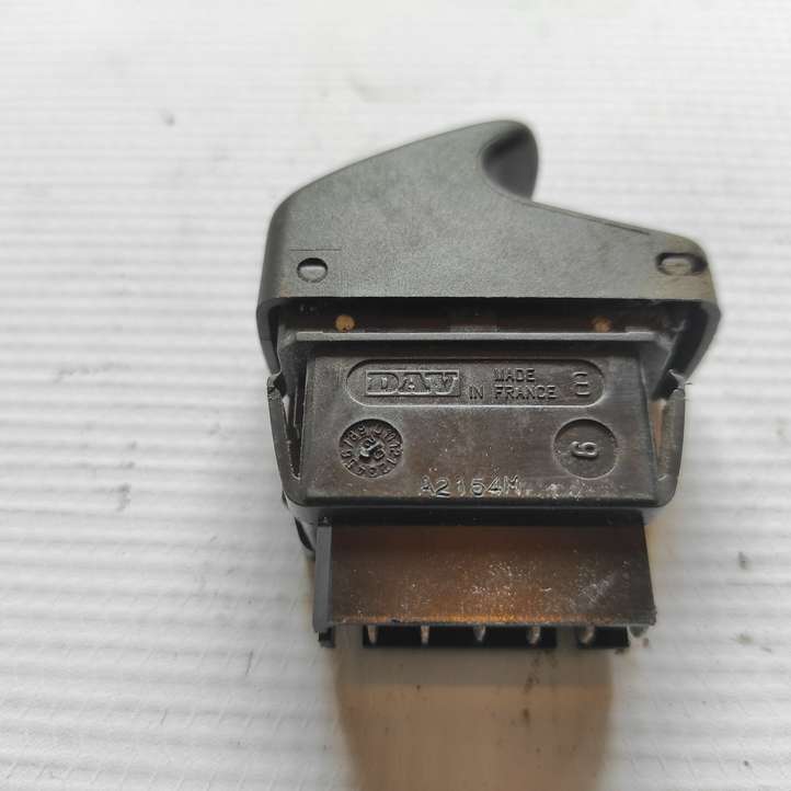 Renault Kangoo I (2003 - 2008)  090327N Кнопка стеклоподъемников